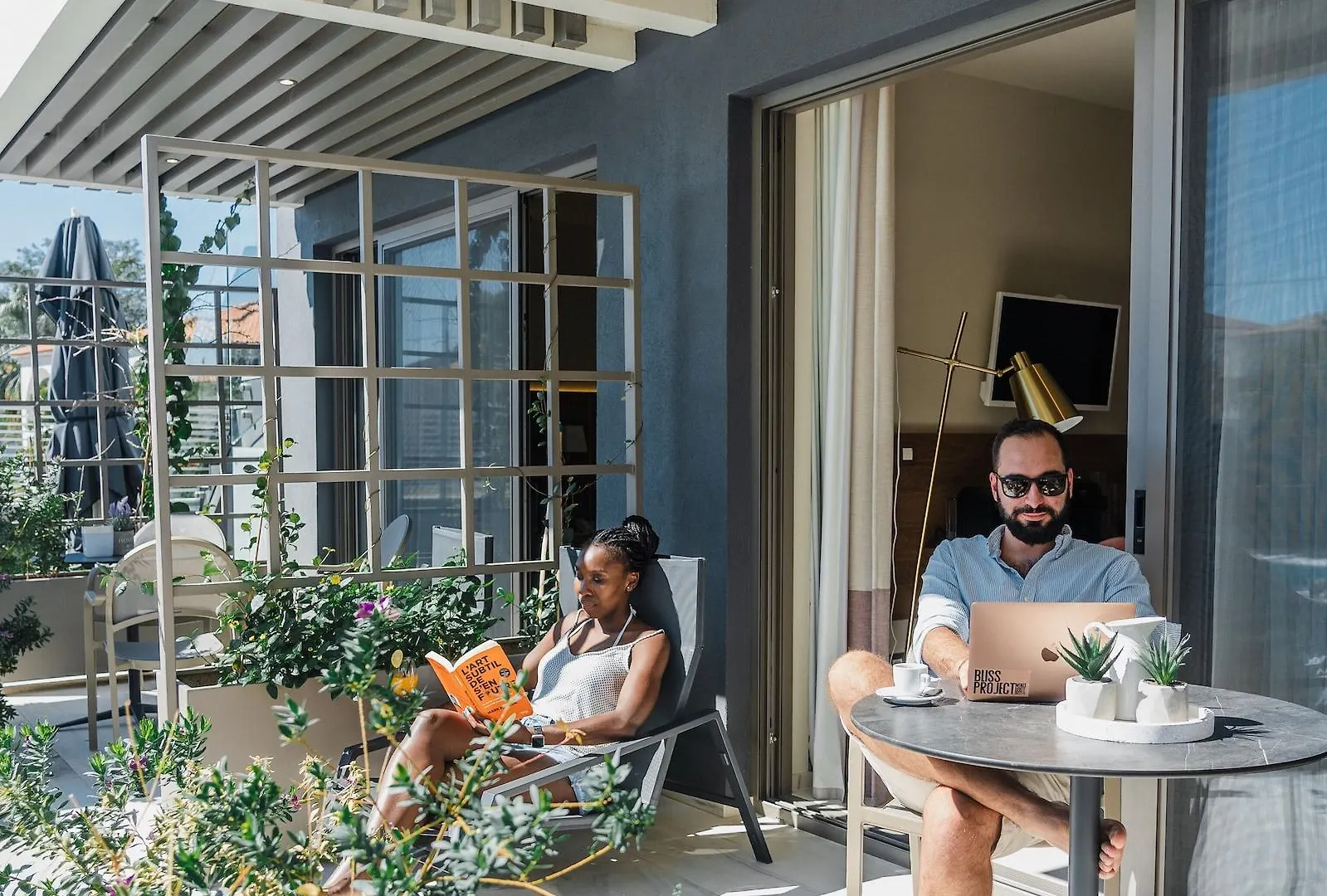 نيكيتي Serenity Suites شقة فندقية