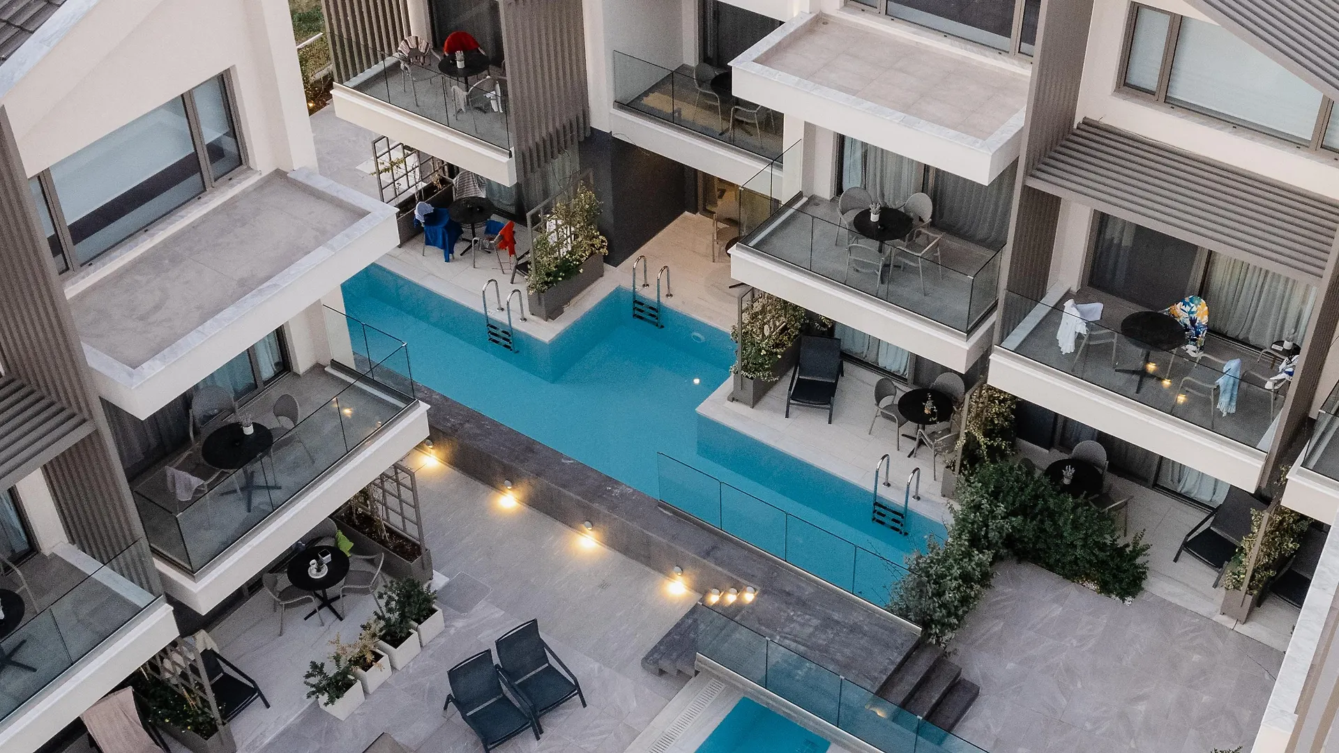 نيكيتي Serenity Suites