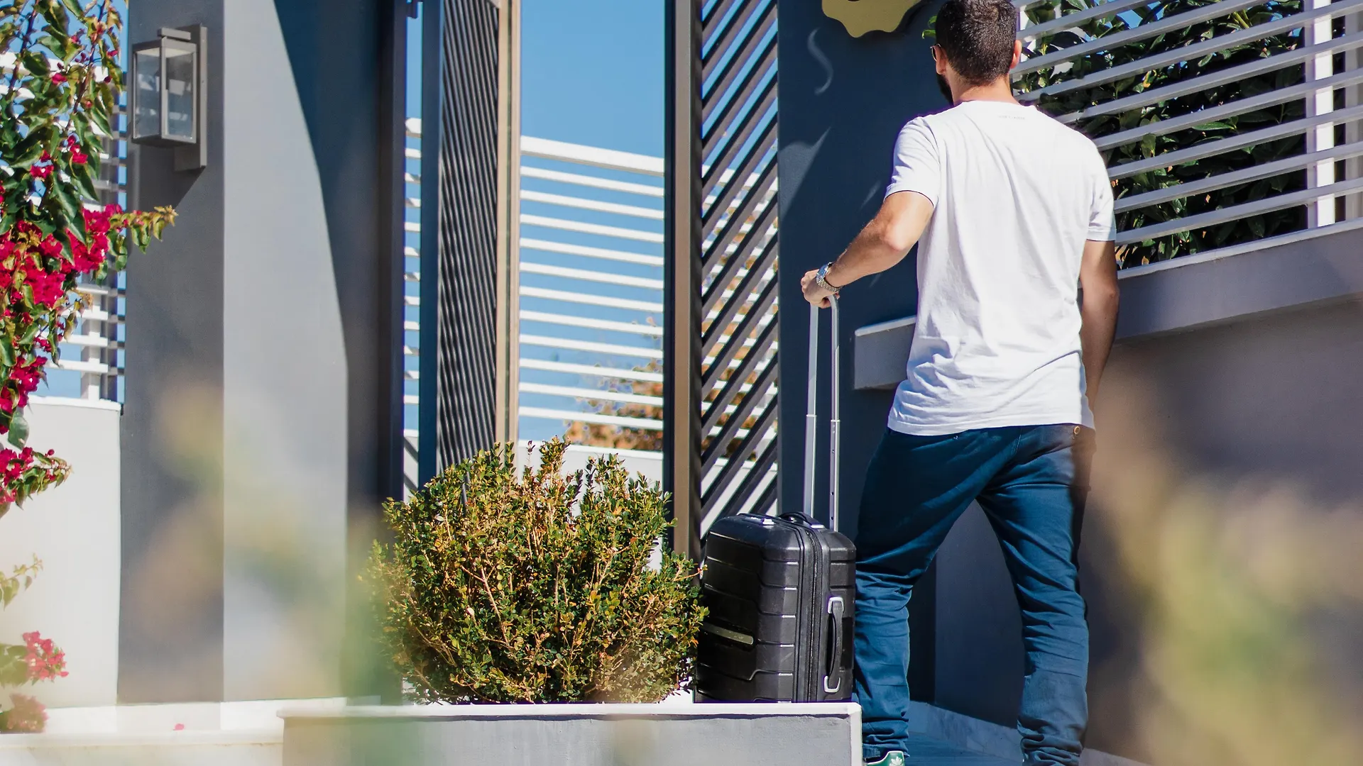 نيكيتي Serenity Suites اليونان