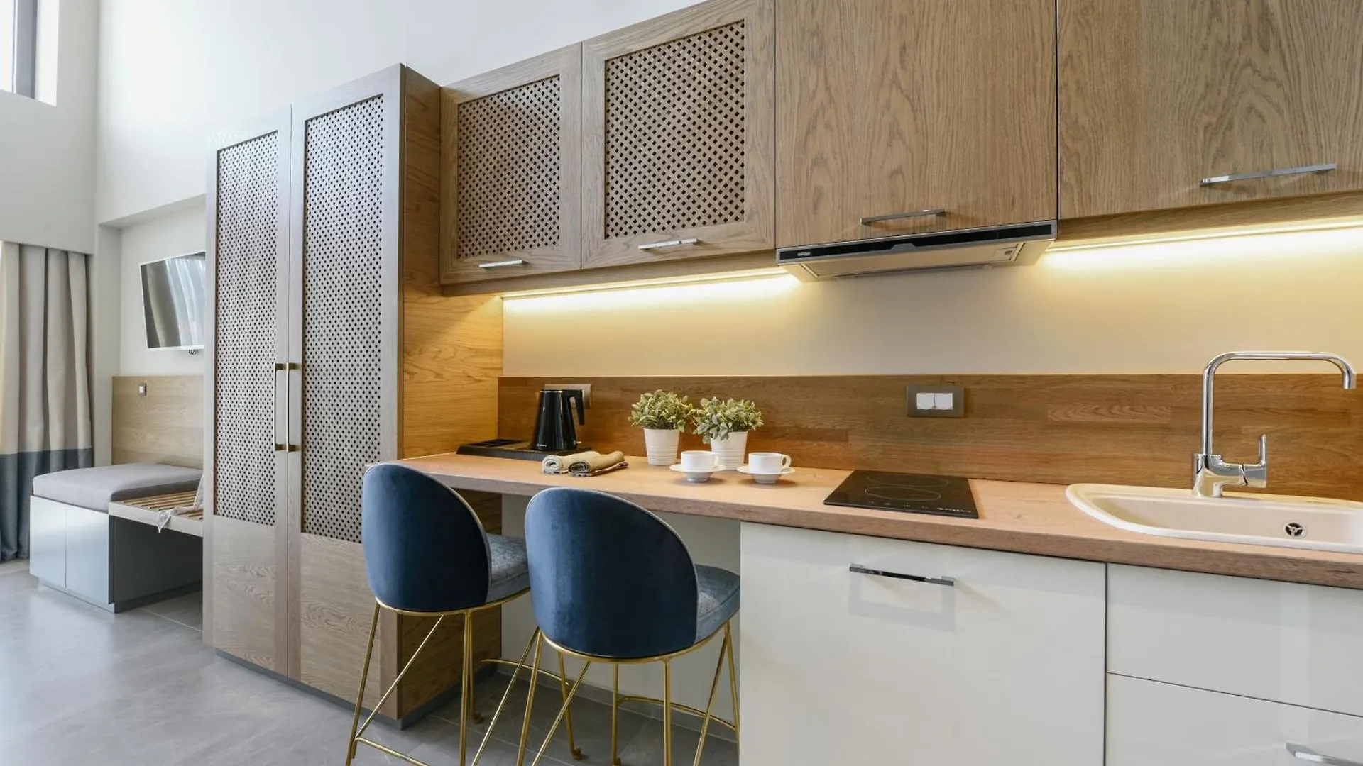 Serenity Suites Nikiti  Aparthotel Nikiti (Sithonia)